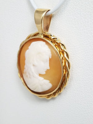 Sophisticated Early 1900's 13k Yellow Gold Natural Shell Cameo Pendant