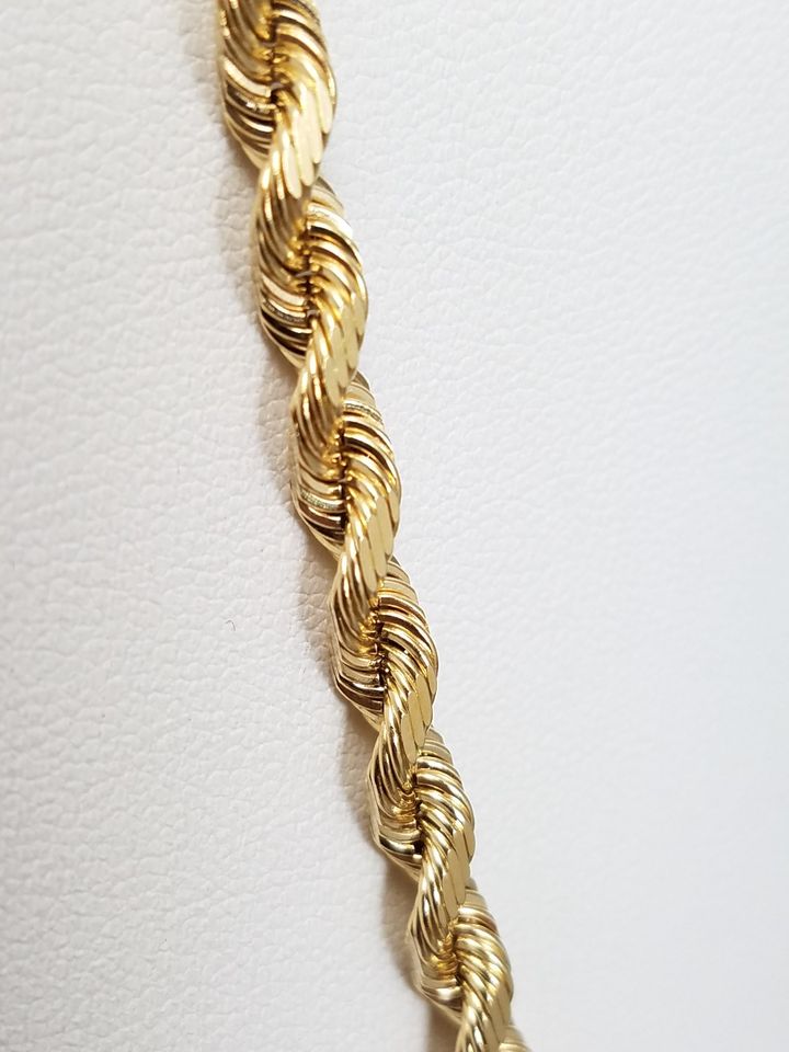 Impressive 18" Solid 14k Yellow Gold Diamond Cut Rope Chain