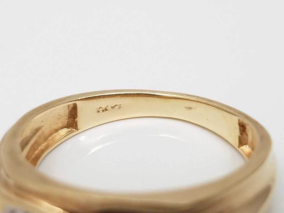 Simple 10k Yellow Gold Natural Diamond Wedding Ring Band