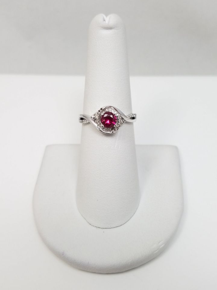 Bright 10k White Gold Synthetic Ruby Ring