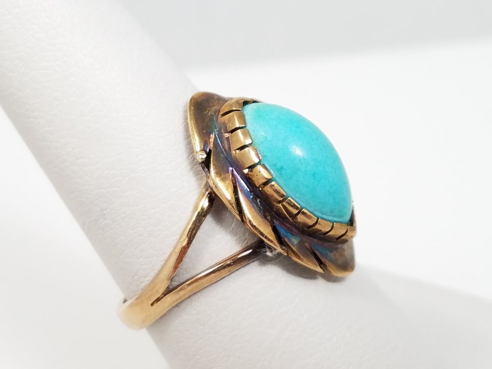 Vintage Natural Turquoise 10k Yellow Gold Ring