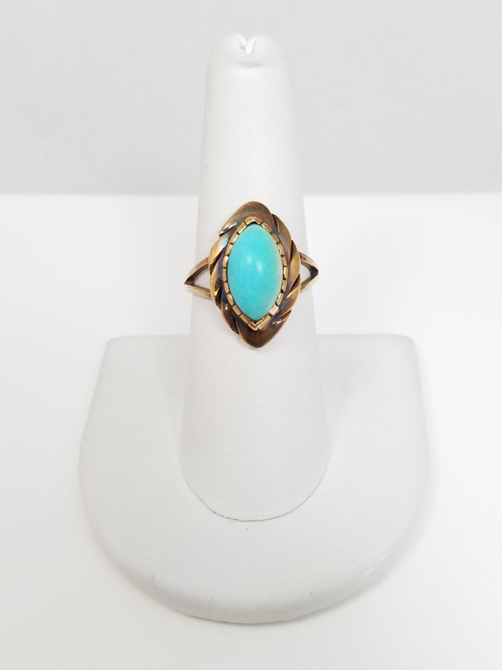 Vintage Natural Turquoise 10k Yellow Gold Ring