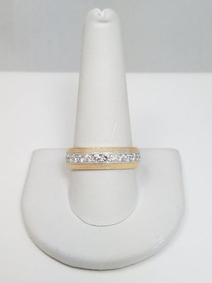 Sophisticated 14k Two Tone Gold Natural Diamond Wedding Band Ring