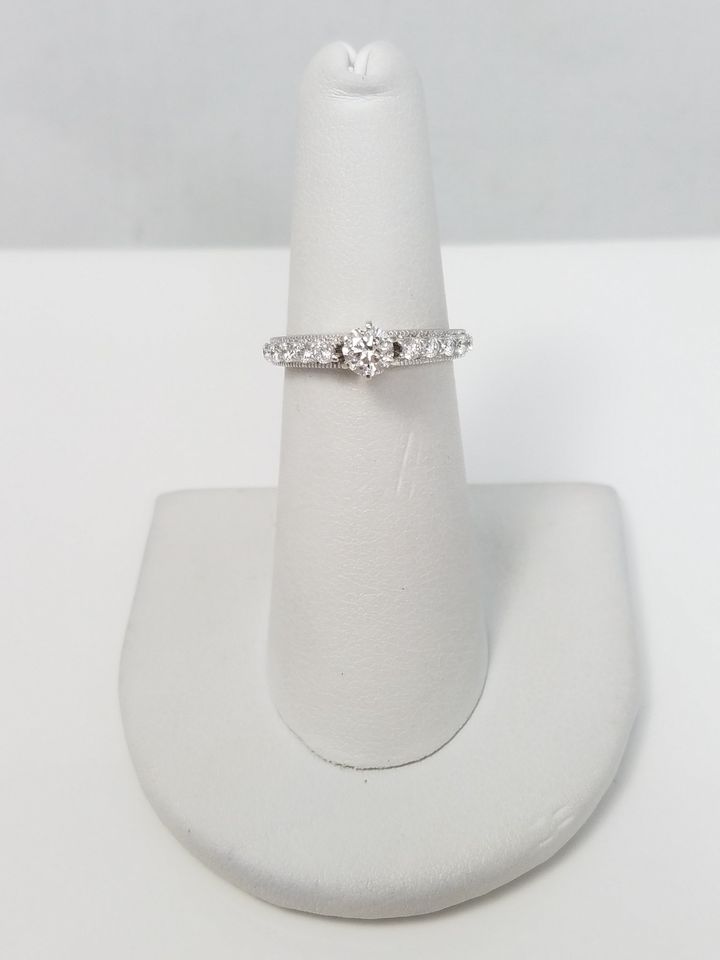 Elegant 14k White Gold Natural Diamond Engagement Ring