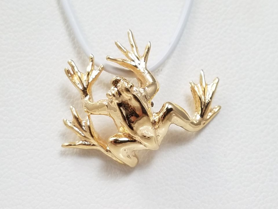 Wild Solid 14k Yellow Gold Frog Pendant