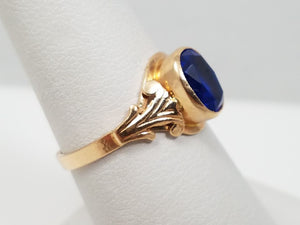 Ornate Vintage 14k Yellow Gold Synthetic Gemstone Ring