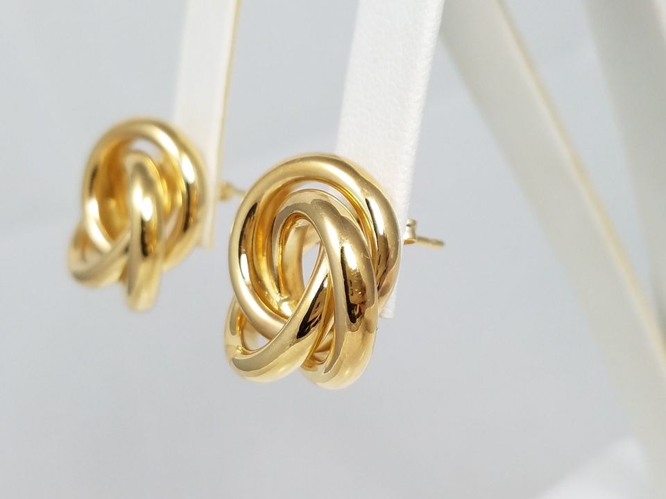 18k Yellow Gold Love Knot Earrings