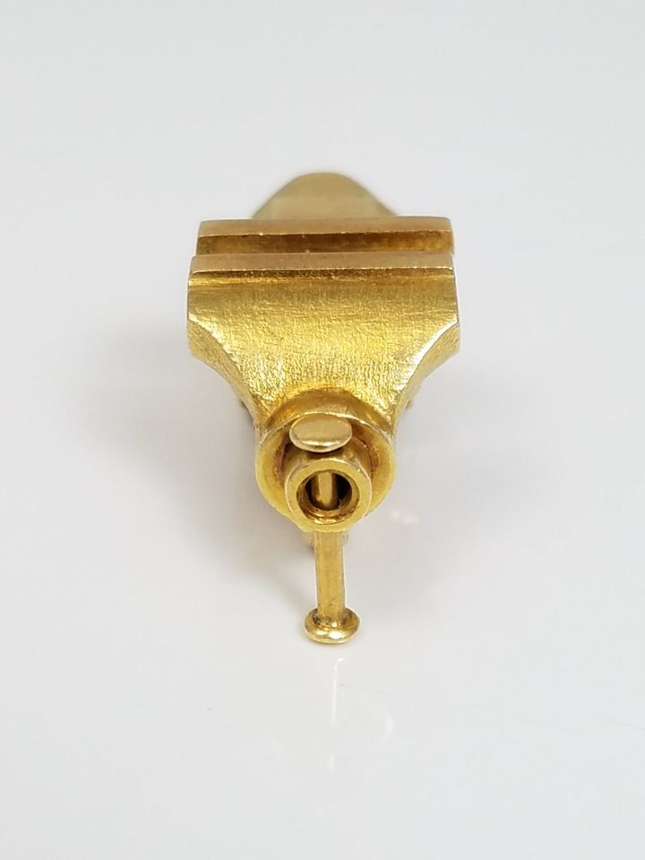 Large Solid 18k Yellow Gold Functioning Vice Pendant