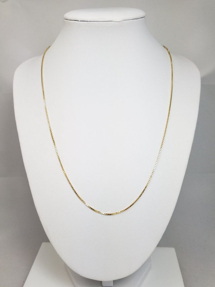 Classic Adjustable Solid 14k Yellow Gold Box Link Chain Necklace