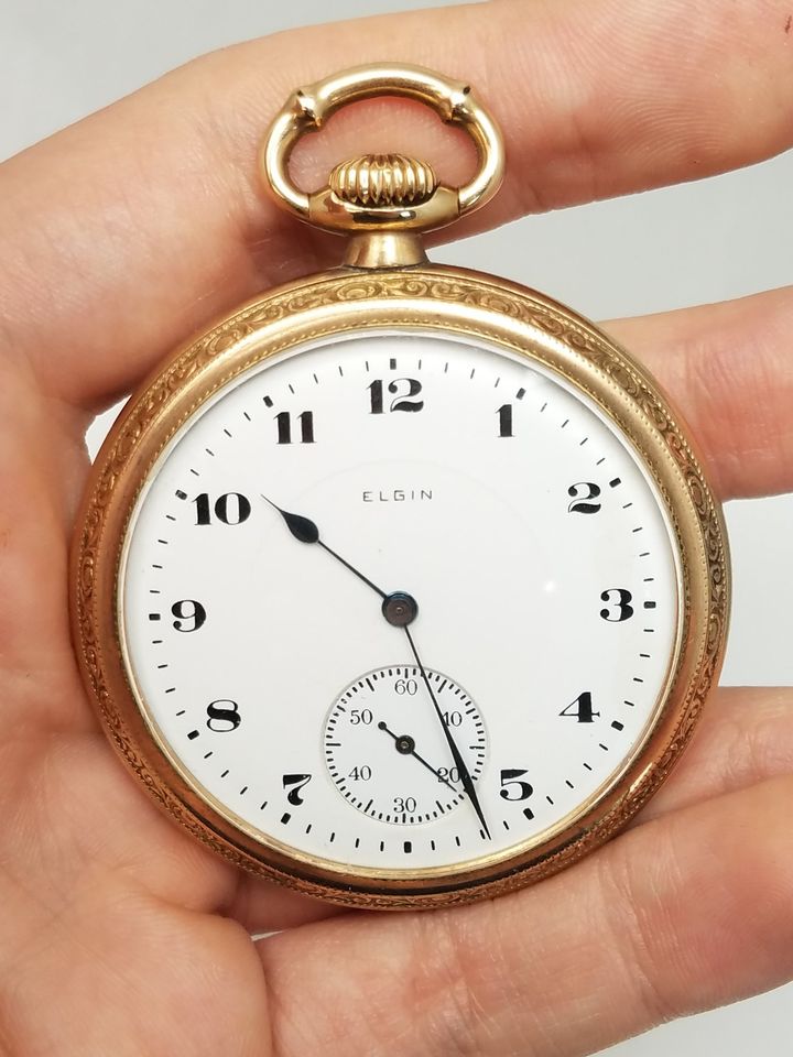 Elegant 1921 14k Yellow Gold Elgin Open Face Pocket Watch