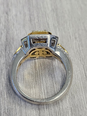 Exquisite $12,000 Platinum & 18k Yellow Gold Natural Fancy Diamond Ring