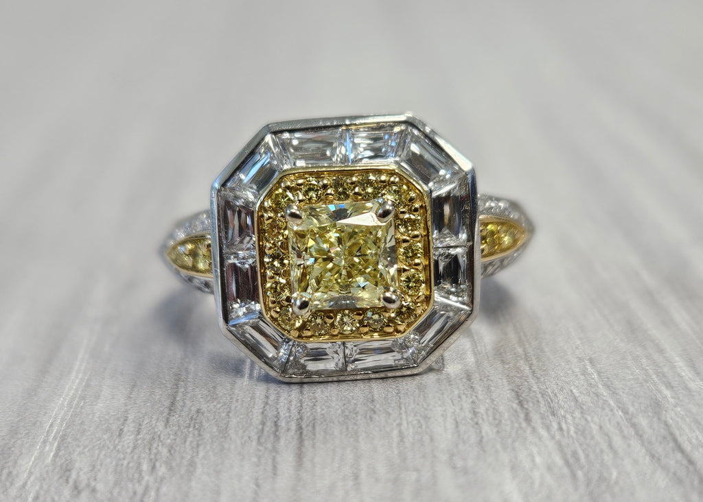 Exquisite $12,000 Platinum & 18k Yellow Gold Natural Fancy Diamond Ring