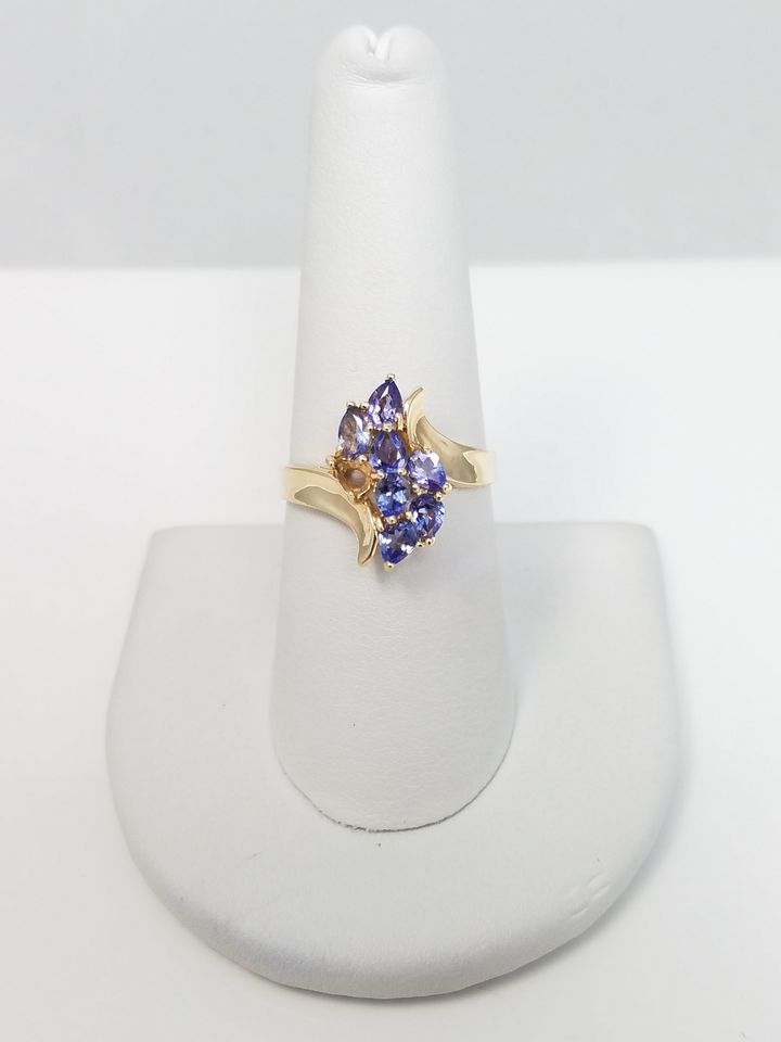 Chic 10k Yellow Gold Natural Tanzanite Bypass Design Ring