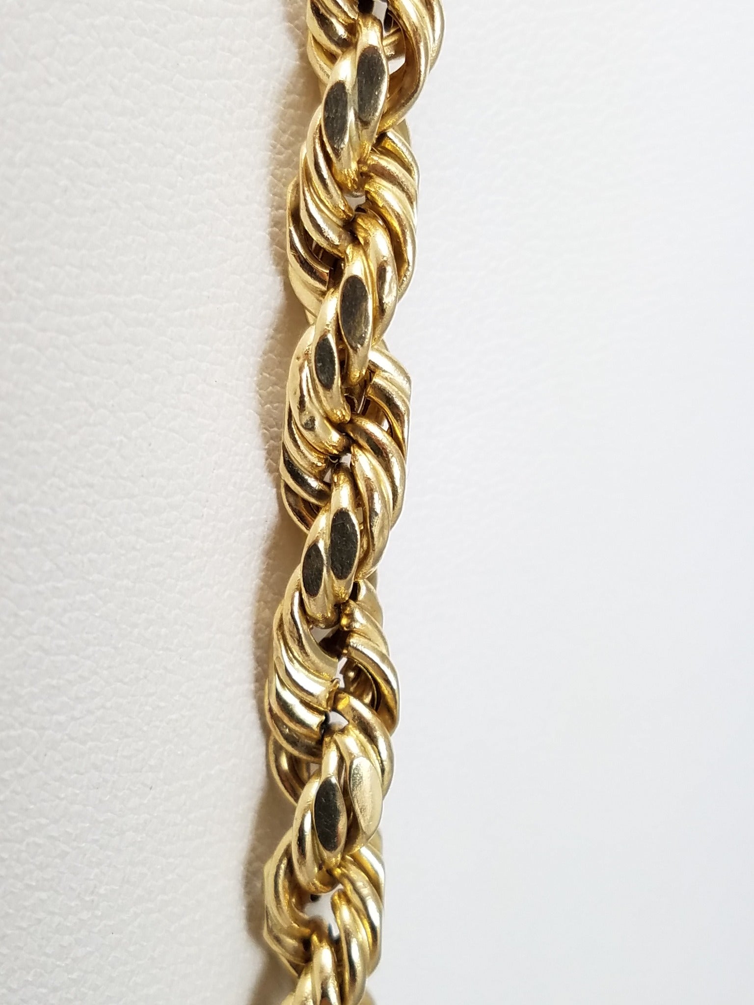 Stately 10k Yellow Gold Hollow Rope Chain 6.5mm/20.5" Necklace