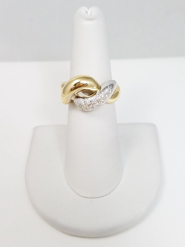 Luxurious 18k Two Tone Gold Natural Diamond Custom Ring