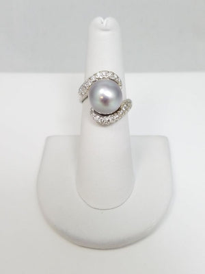 Spectacular 14k White Gold Tahitian Pearl Natural Diamond Ring