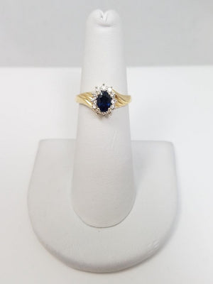 Glamorous 14k Yellow Gold Natural Sapphire Diamond Halo Ring