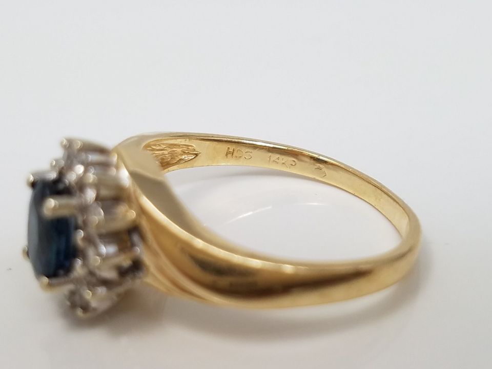 Glamorous 14k Yellow Gold Natural Sapphire Diamond Halo Ring