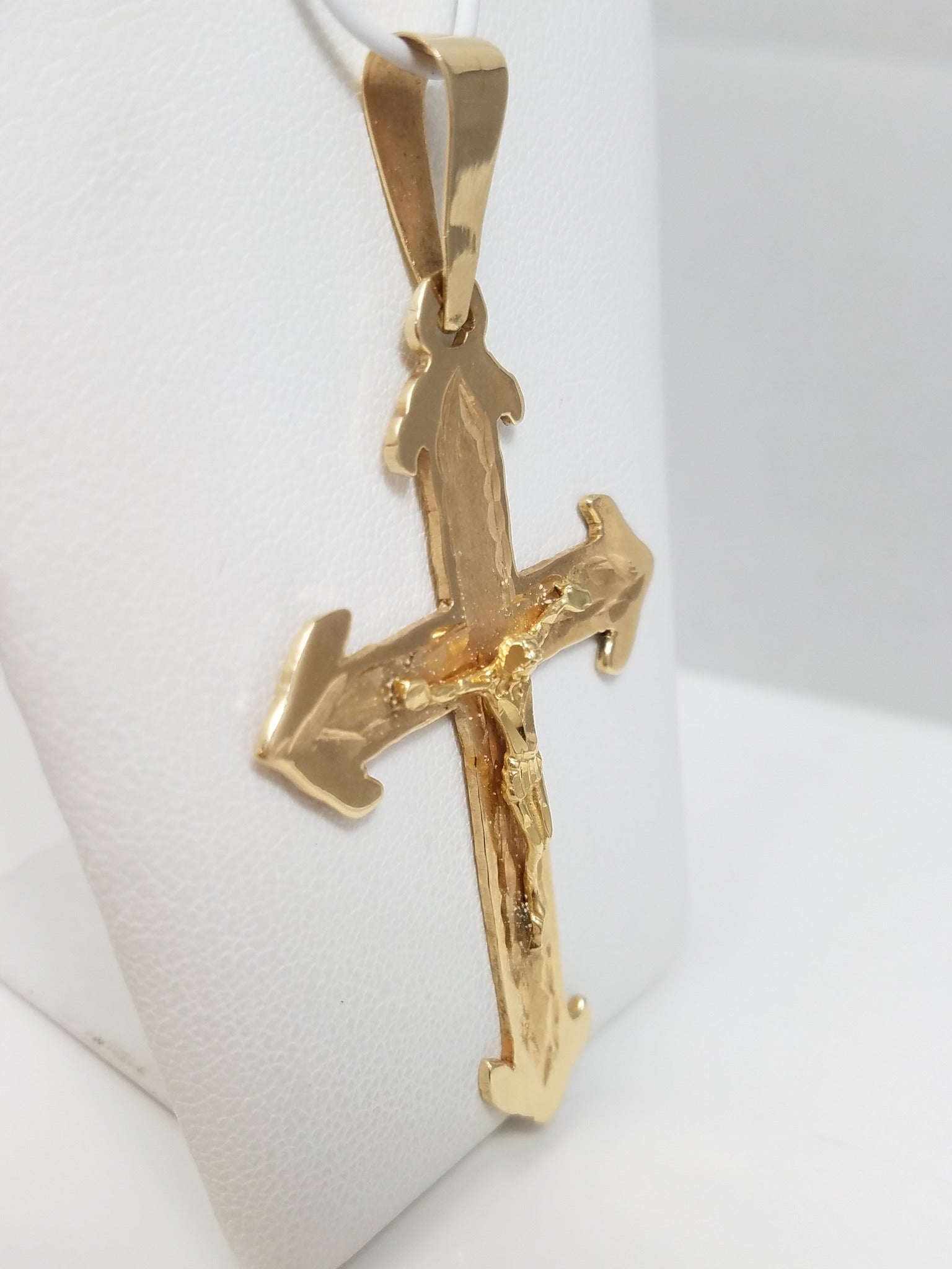 Mighty 10k Yellow Gold Crucifix Pendant