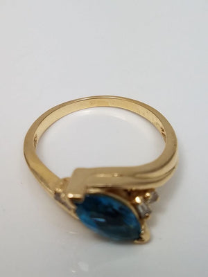 Chic 14k Yellow Gold Natural Blue Topaz Diamond Custom Ring