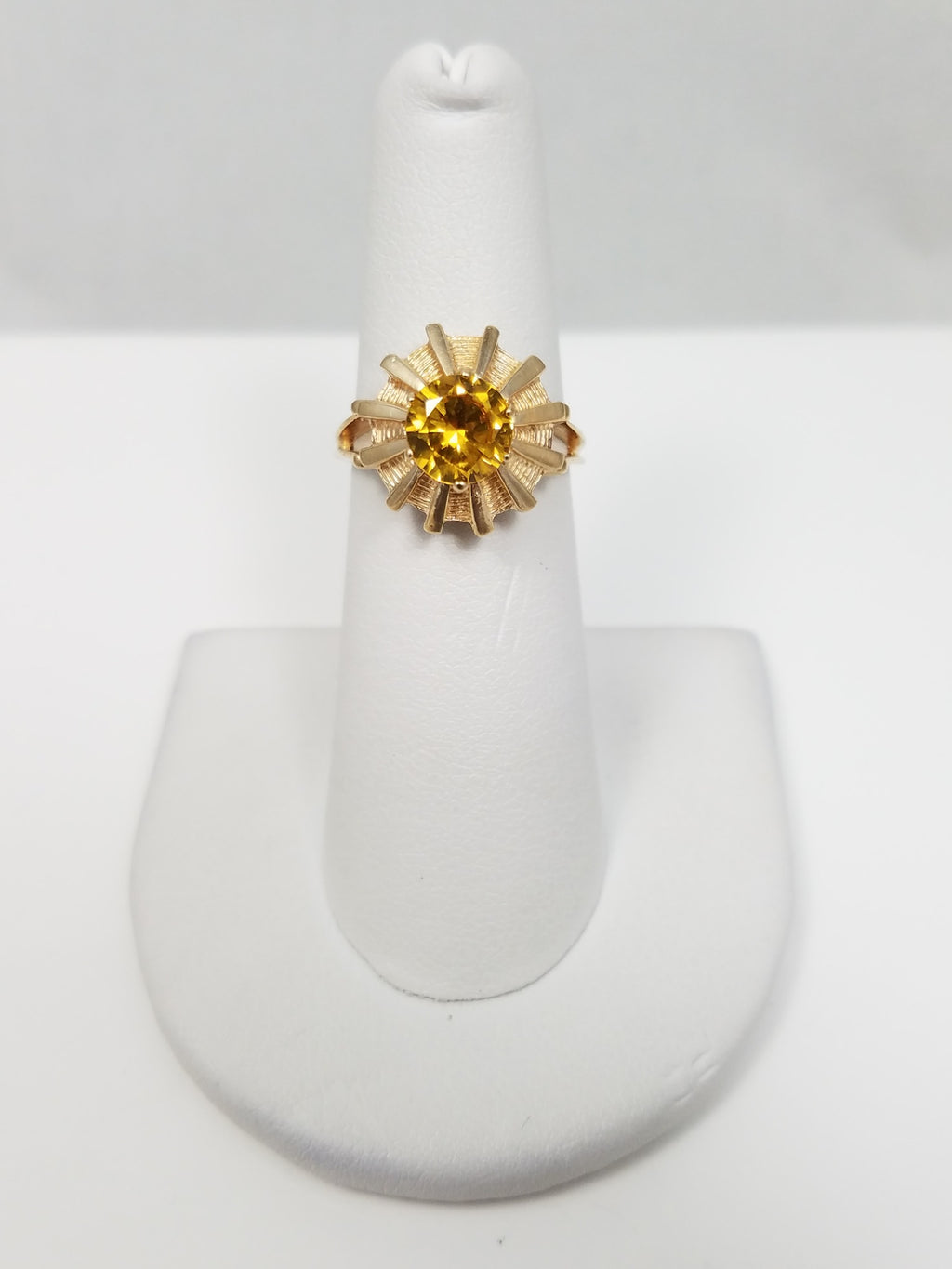 Vintage 10k Yellow Gold Synthetic Gemstone Ring