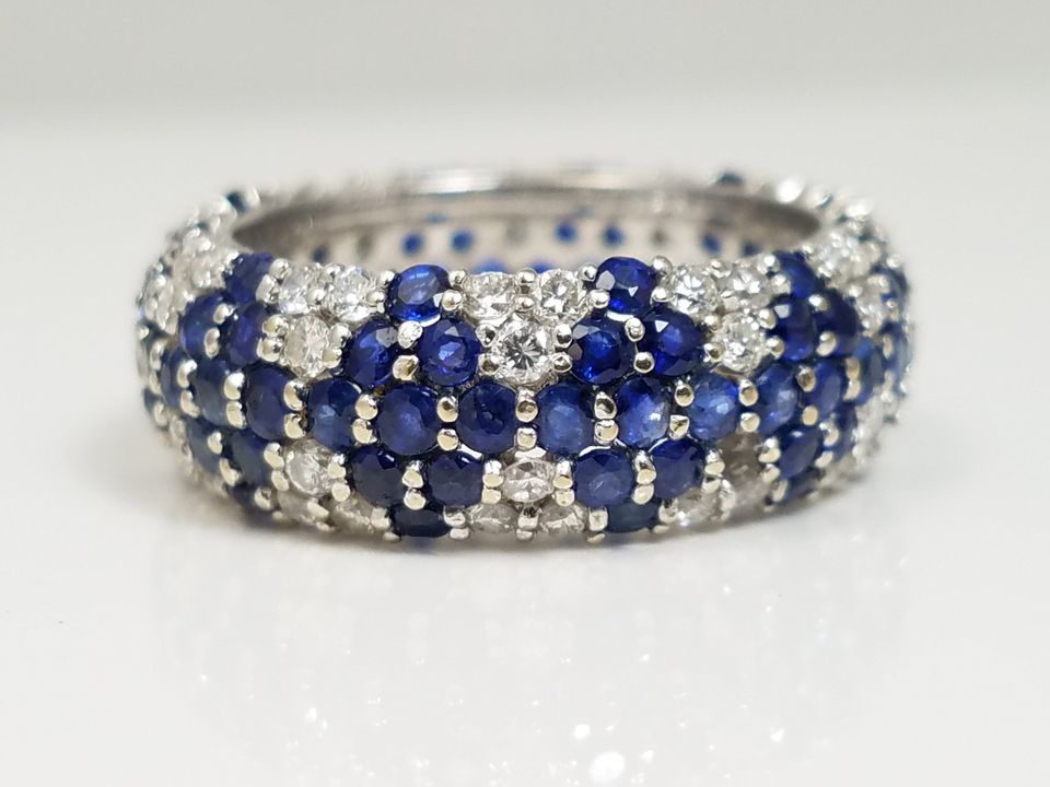 Stunning 18k White Gold Natural Sapphire & Natural Diamond Eternity Ring