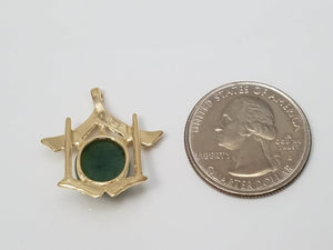 Cool Vintage 14k Yellow Gold Natural Nephrite Jade Pendant