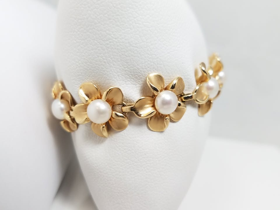 Designer 14K Yellow Gold Pearl Plumeria Flower 7" Bracelet