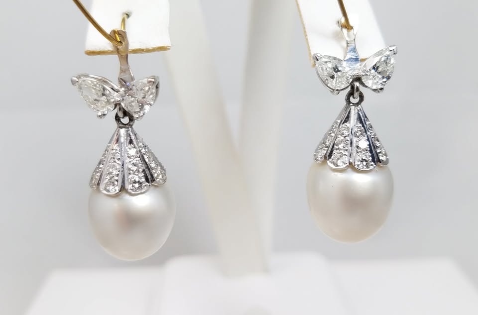 Magnificent 14k White Gold South Sea Pearl Natural Diamond Dangle Earring Jackets