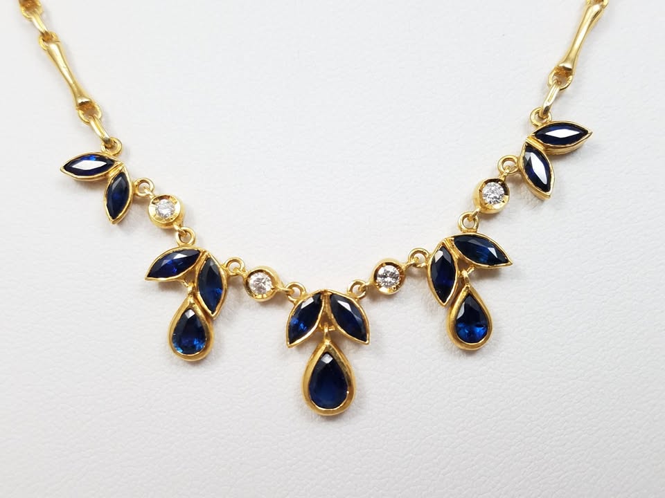 Lavish 17" 18k Yellow Gold Natural Sapphire Diamond Dangle Necklace