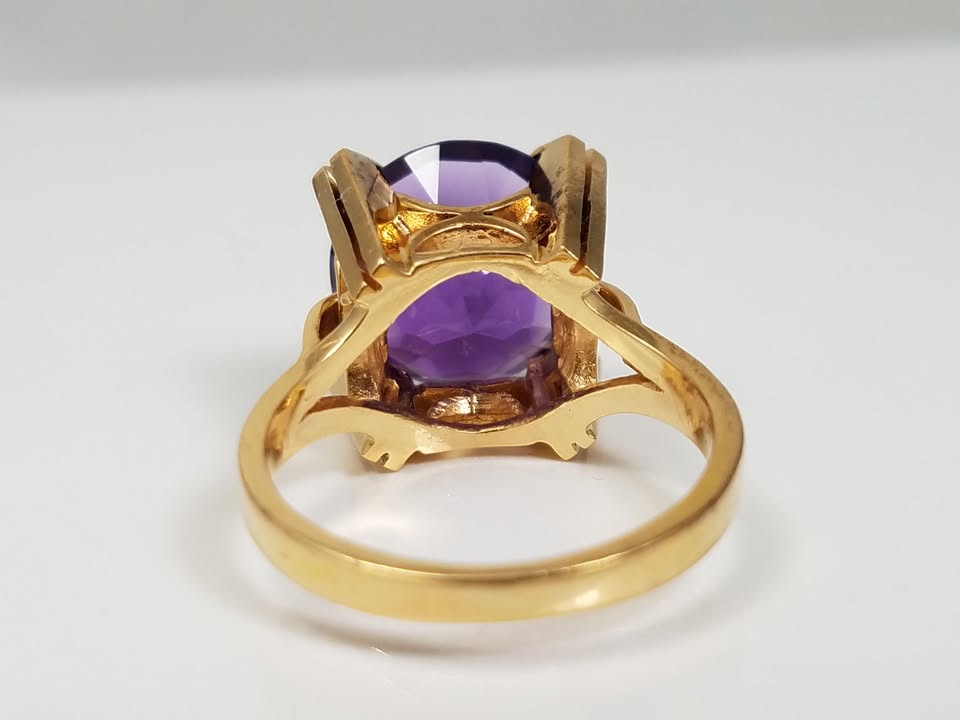 Stunning 18k Yellow Gold Natural Amethyst Custom Ring