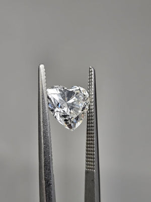 Scintillating New IGI Certified 2.08ct Heart Shape Lab Grown Diamond VVS2