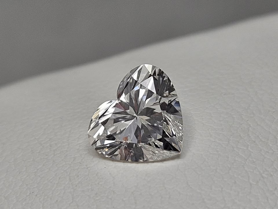 Scintillating New IGI Certified 2.08ct Heart Shape Lab Grown Diamond VVS2