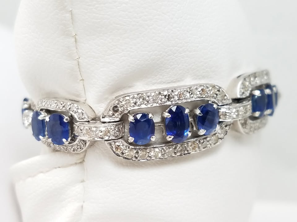 Extravagant 18k White Gold Natural Sapphire Diamond Bracelet & Earring Set