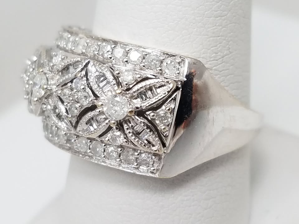 Magnificent 14k White Gold Natural Diamond Custom Ring Band