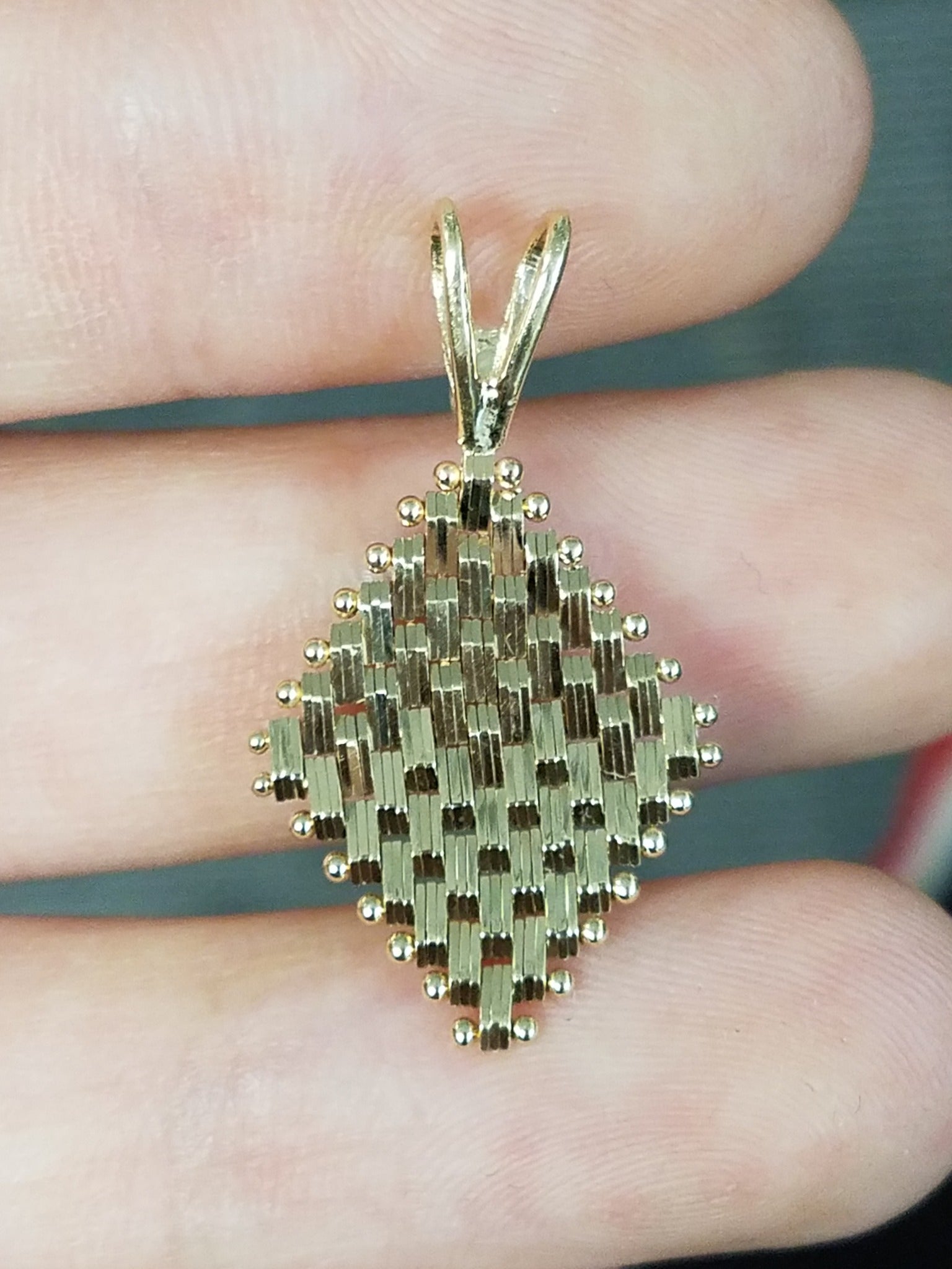 Diamond Shaped Riccio Link 14k Yellow Gold Pendant