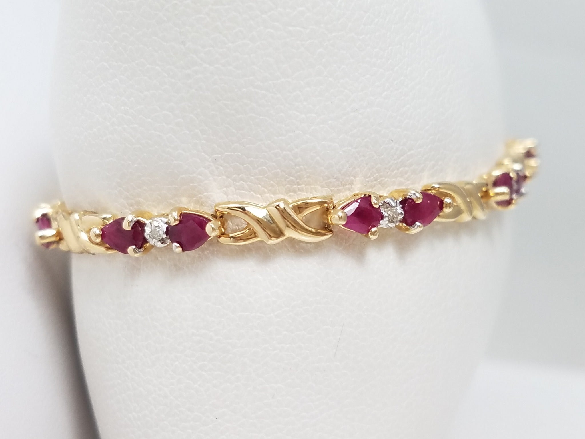 Elegant 7.5" 14k Yellow Gold Natural Ruby Diamond Tennis Bracelet