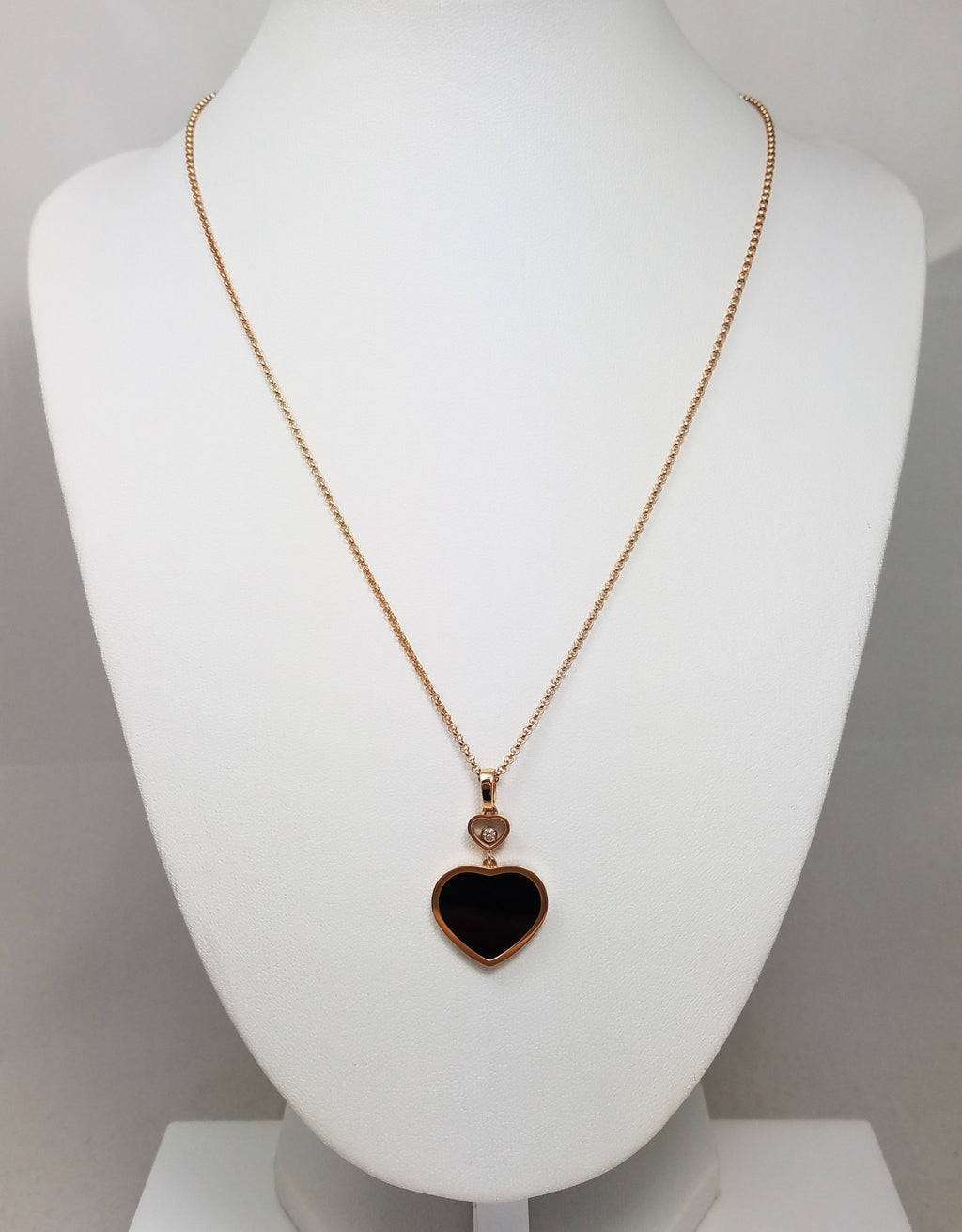 $3,600 Retail: Elegant Chopard 18k Yellow Gold Natural Onyx Diamond Adjustable Pendant Necklace