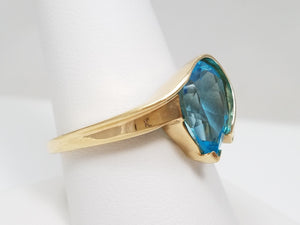 Eye-Catching Natural Blue Topaz 14k Yellow Gold Ring
