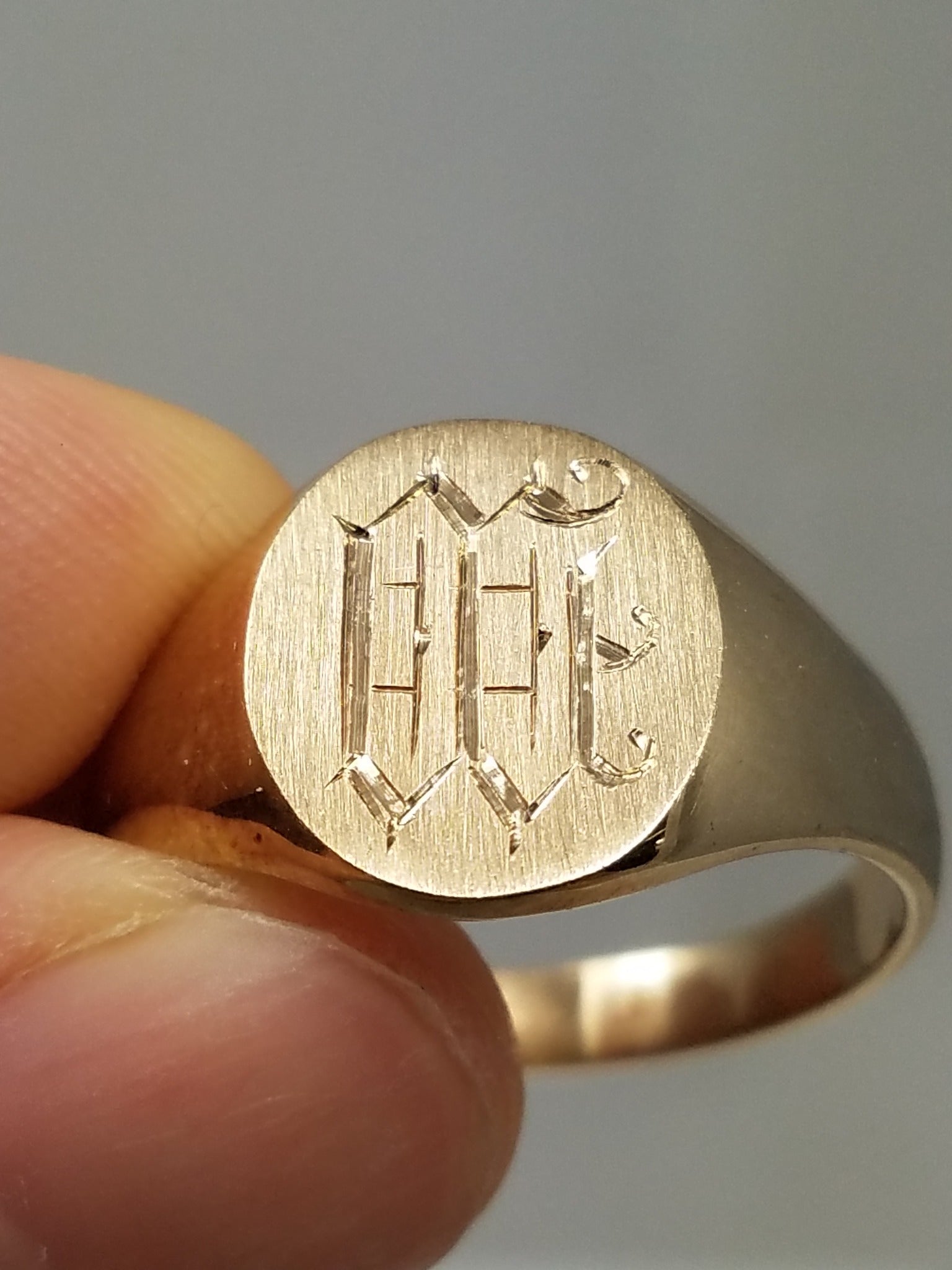 Men's Initial Signet Ring in 10k Yellow Gold