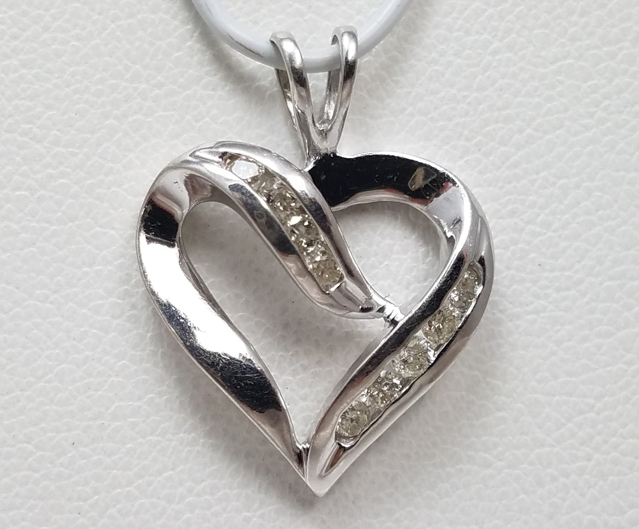 Dainty 10k White Gold Natural Diamond Heart Pendant