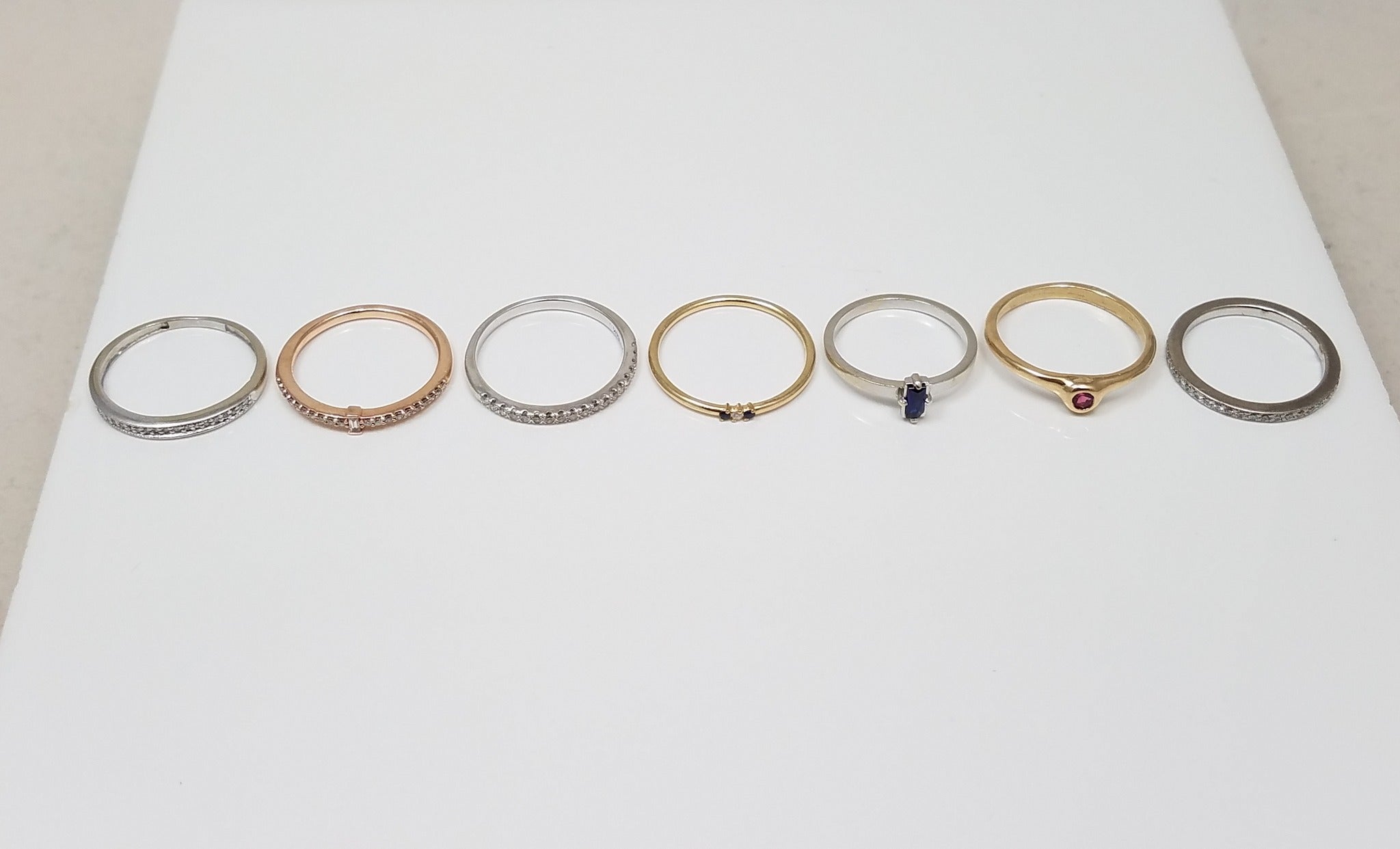 Seven Cool 10k-18k Gold Natural Gemstone Stack Ring Lot