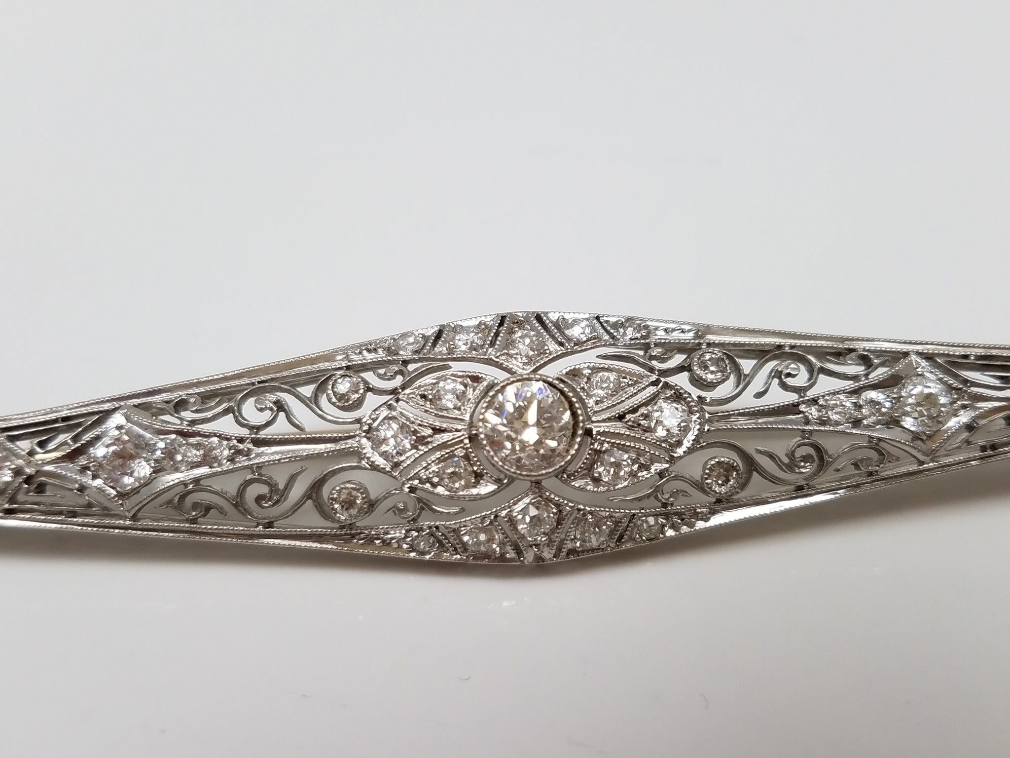 Elegant Early 1900's Platinum 14kYellow Gold Natural Diamond Pin