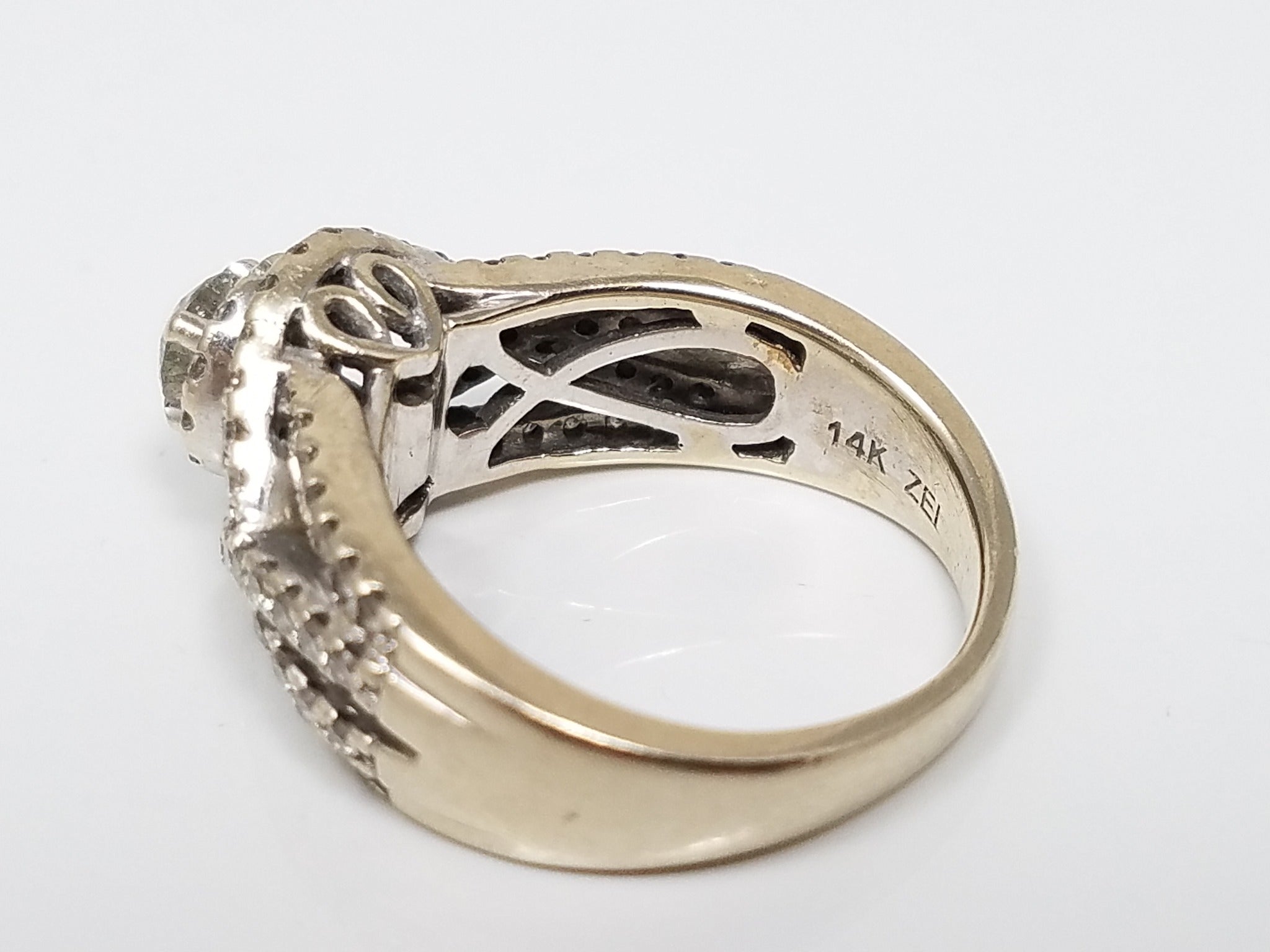 Shimmering 14k White Gold 1ctw Natural Diamond Engagement Ring