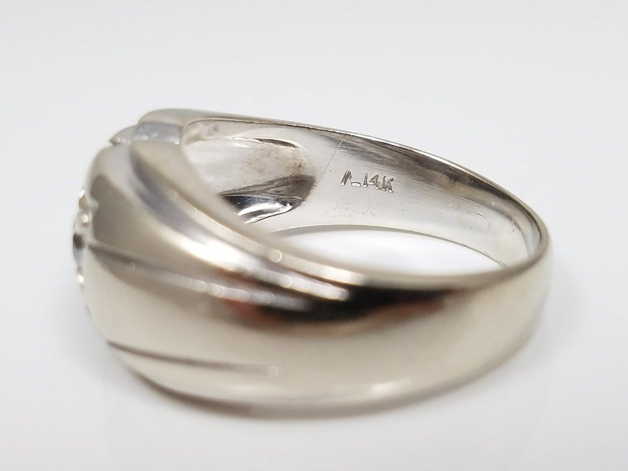 Vintage 14k White Gold Natural Diamond Ring