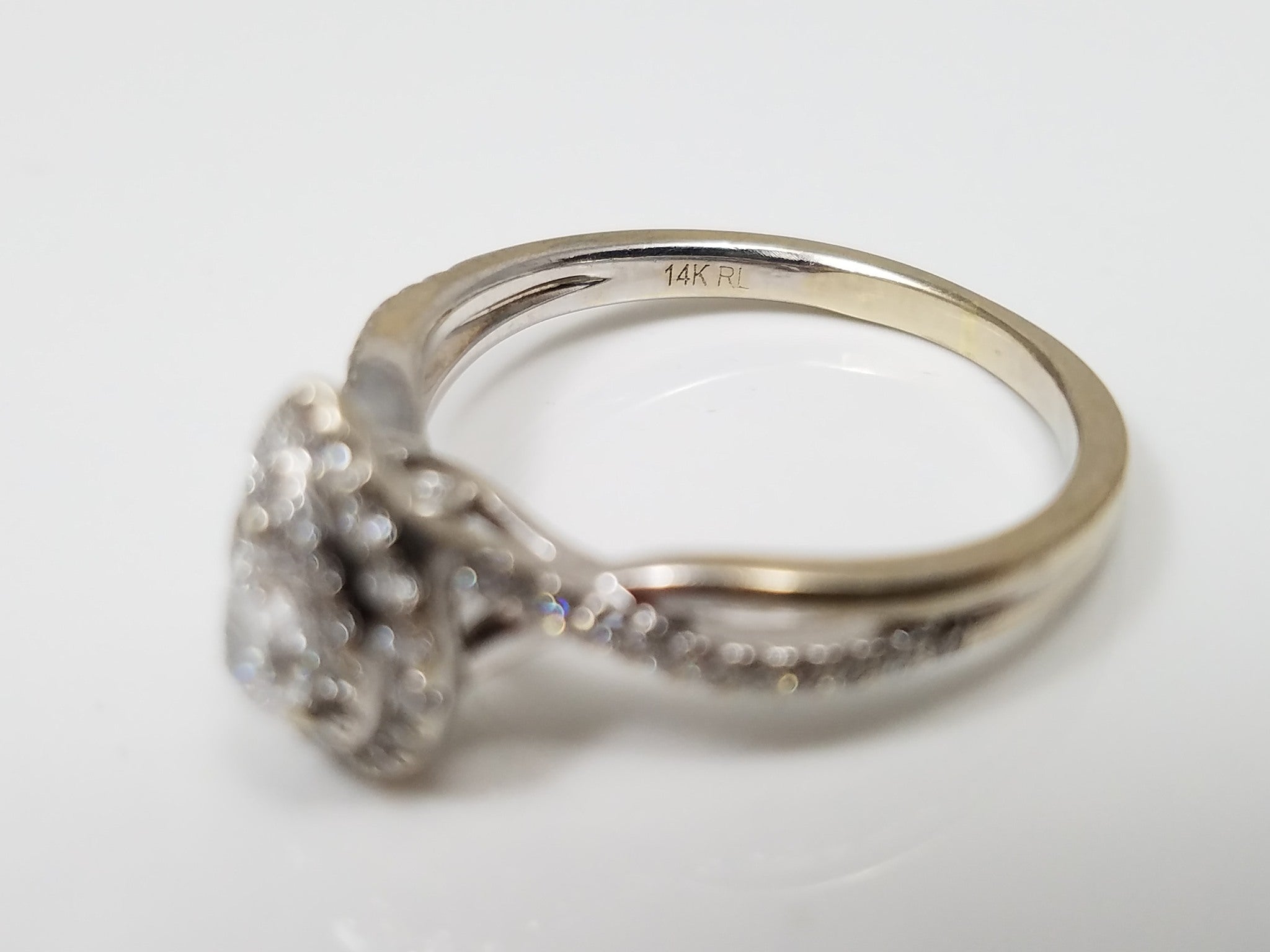 Scintillating 14k White Gold Natural Diamond Engagement Ring