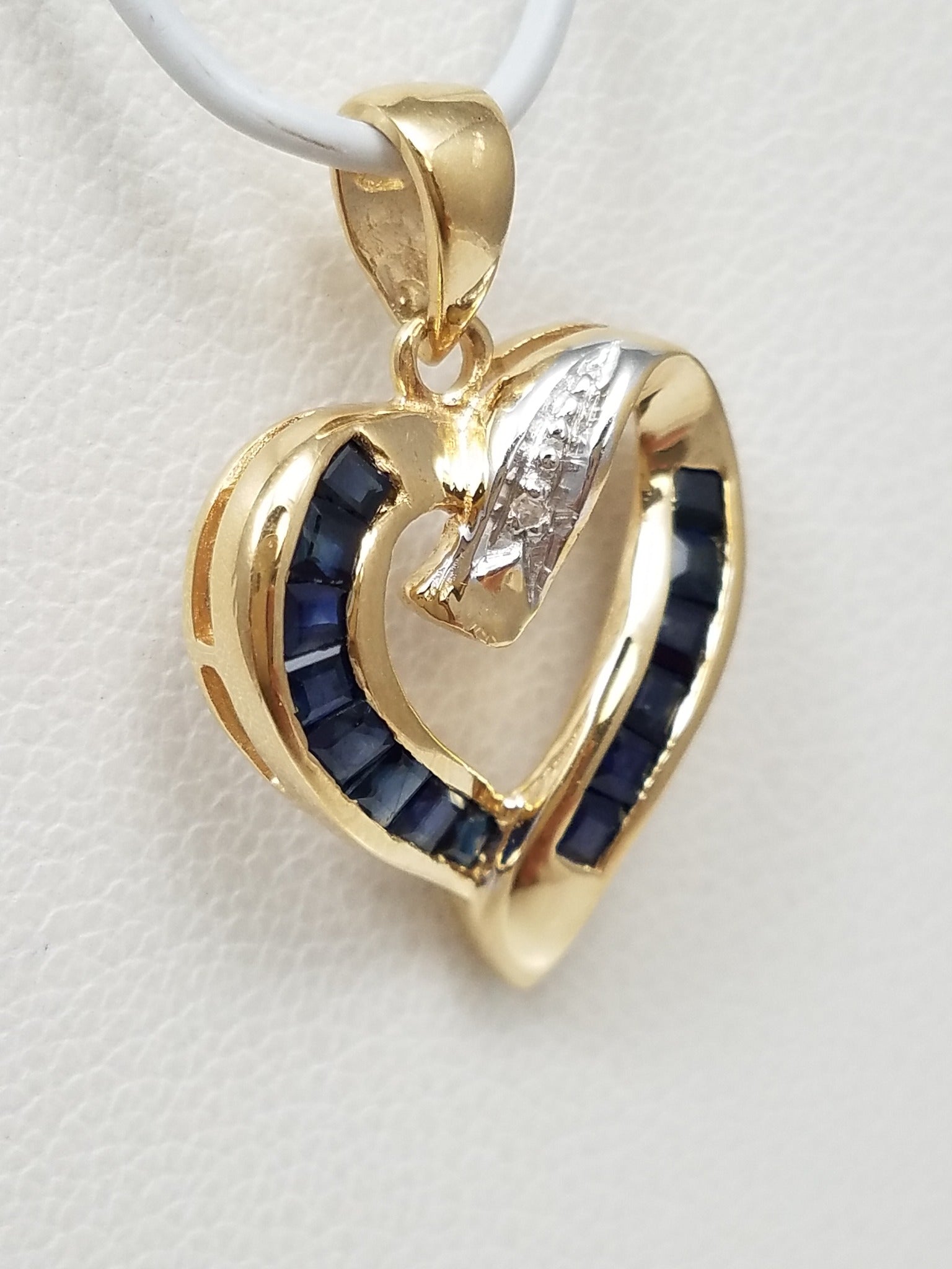 14k Yellow Gold Natural Sapphire Diamond Heart Pendant