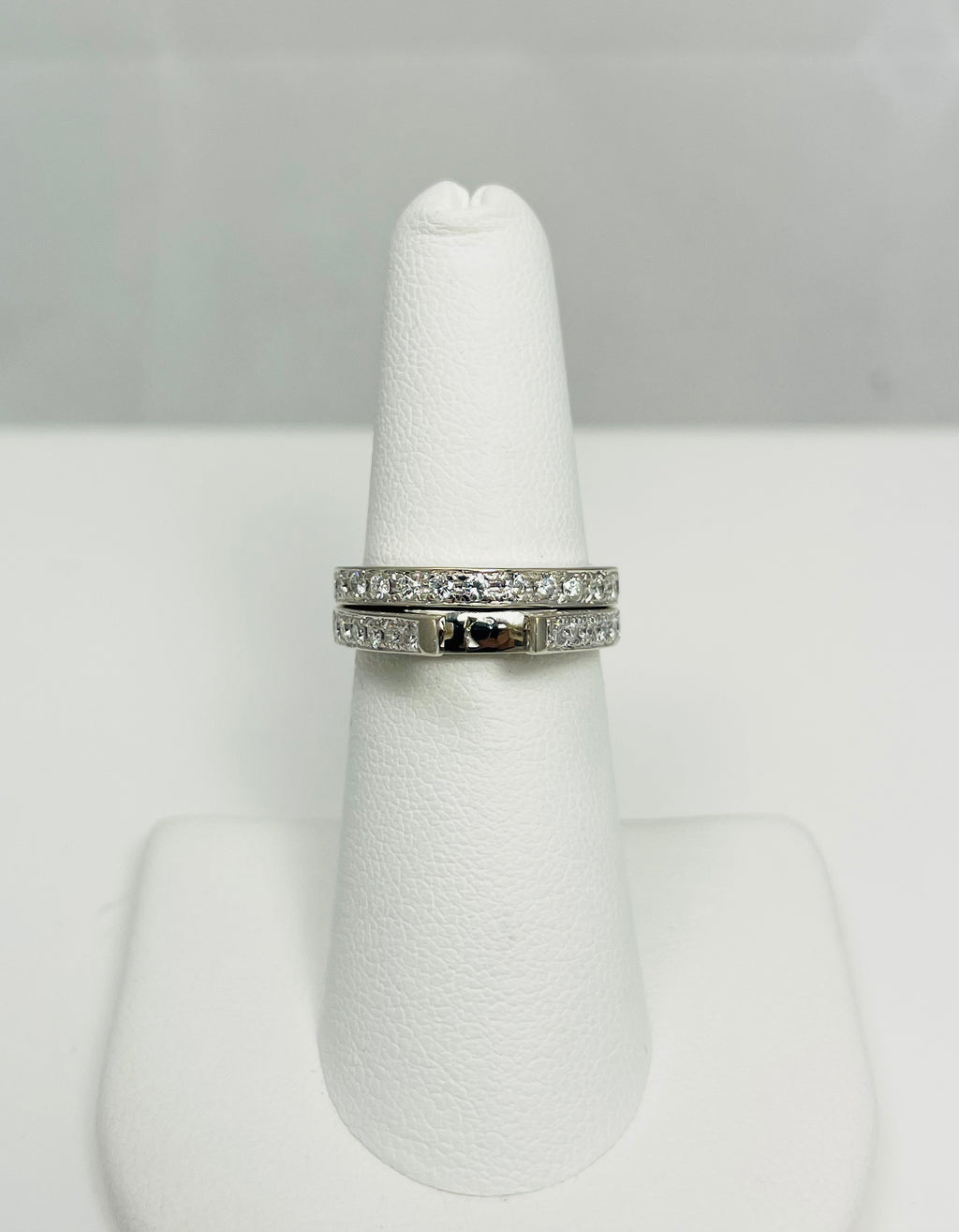 Classic 18k White Gold Diamond Engagement Ring Mount & Band