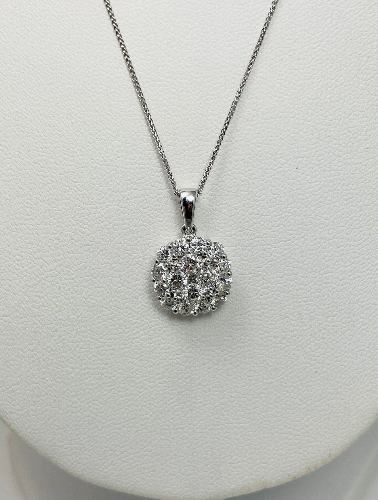 New! 18" 14k White Gold 1.52ctw Natural Diamond Pendant Necklace