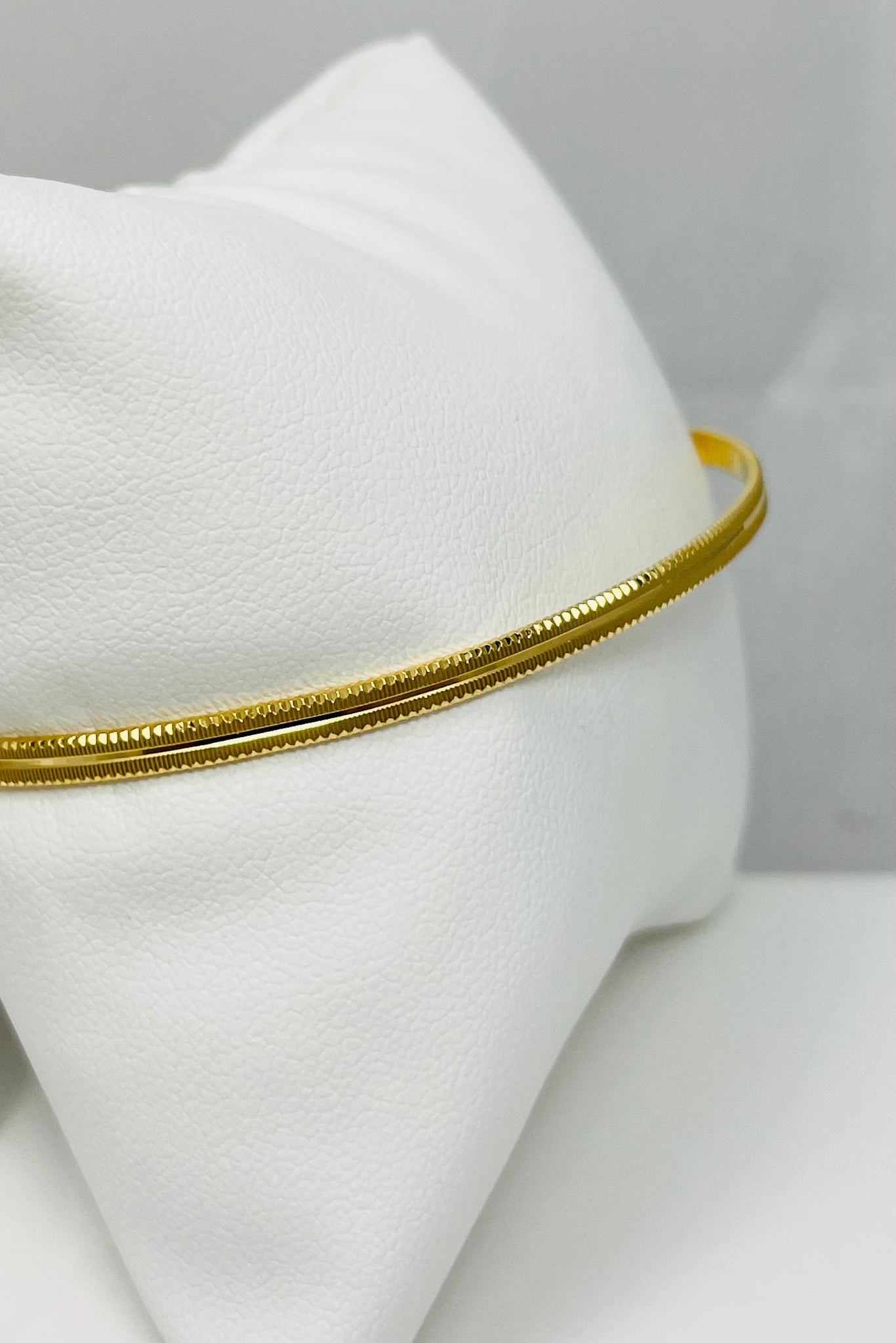 22k Solid Yellow Gold Slip On Bangle Bracelet